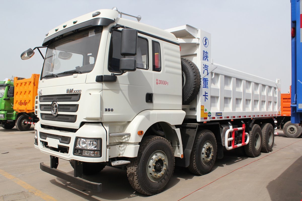 陕汽M3000 8X4自卸车
