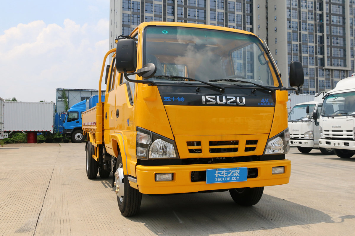 庆铃五十铃600P双排载货车